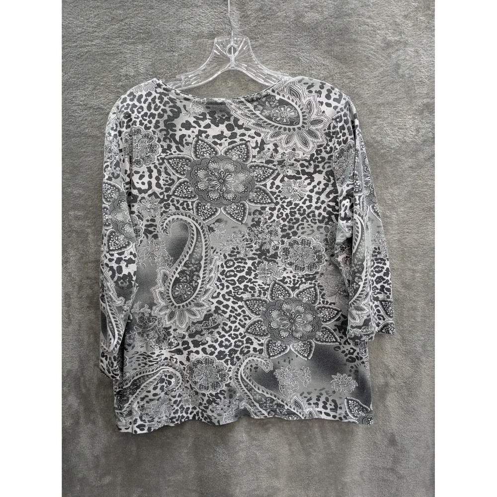 Casual Top Women's Large Paisley Floral Animal Mix Print‎
